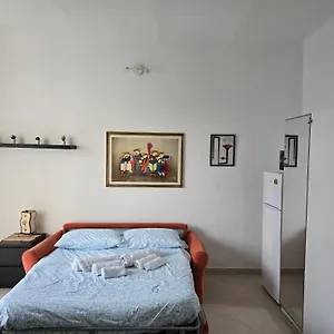 Tiny House , Bari Włochy